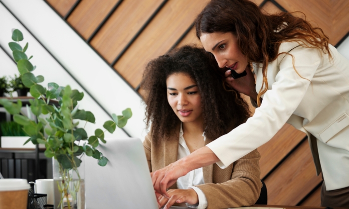 mulheres trabalhando